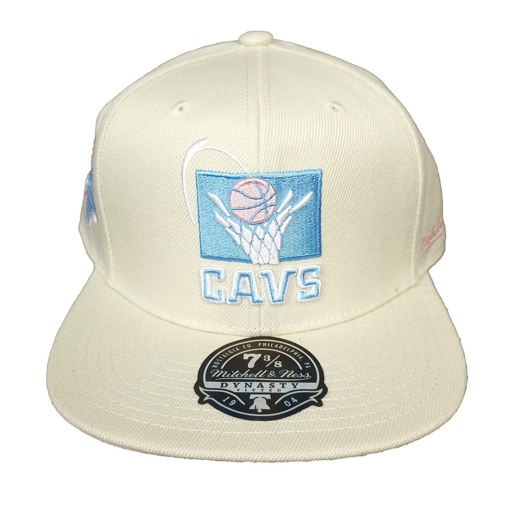 Cleveland Cavs‎ Mitchell & Ness NBA Fitted 7 3/8 Flatbill Cap Hat Cream NWT